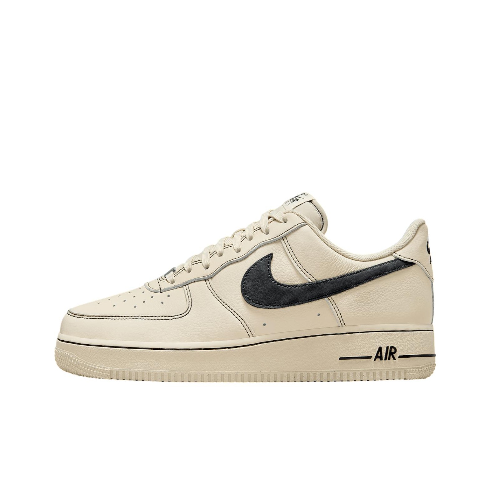 حذاء نايك إير فورس 1 من جلد ال - مراجعة Nike Shoes Air Force 1 وسعره